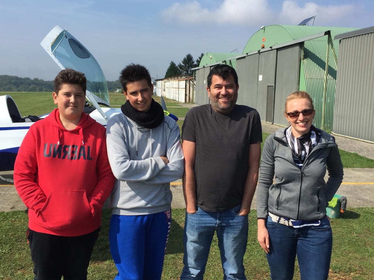 Pol, Luca, Dominique, Claire